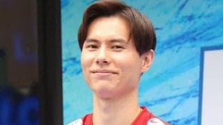 バレー男子・高橋藍　愛犬ヨグとのオフショットが反響　「わんちゃんイケメン！」「私服かっこよすぎ！」