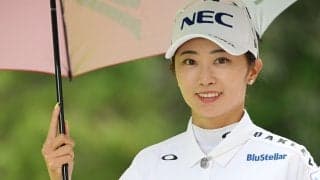 25歳女子ゴルファーが“年に1度の楽しみ”報告…「美人が多いチームだな」「一面タン！？」仲間と笑顔