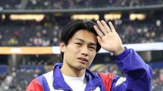日本代表・上田綺世の妻・由布菜月　新幹線の最上位席、豪華個室を「先行体験」　ベビーもスヤスヤ「周りを気にせず子どもとゆったり」