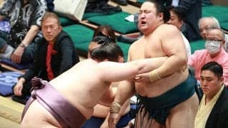 十両の取組で珍事、２度も「まわし待った」　ほどけた佐田の海「相手も一緒。関係ない」