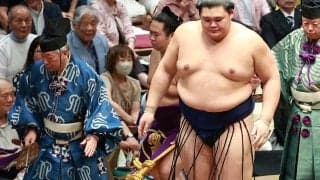 大の里が示した熱海富士の「さばき方」九重審判長が絶賛「力だけの勝負ではない」