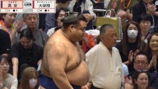 「つまみ出せ」高安、激勝の直後…熱戦に水を差す“残念な行為”に「やめろ」「本当に品がない」憤りの声