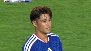 「体幹バグってない？」「異次元すぎる」佐野海舟の“連続ボール回収”に衝撃「早くプレミアで見たい」ウルグアイを完全封鎖