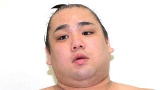三段目・小林が２度目の優勝　左膝の大ケガで一度は引退考えるも大復活