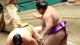 輝が流血の２敗目も「顔なんで血が出やすいだけです」ティッシュで右眉上を押さえ取材対応