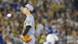 阪神まさか　石井が逆転２ラン被弾　２死三塁から宮崎に左翼ポール際へ運ばれる　早くも３被弾、マウンド上で呆然