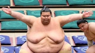 現役最重量力士・出羽ノ城が引退　最後の取組を白星で締め「勝てて良かった」　今後はタレントの道へ「オファーお待ちしています」