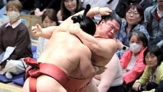 平幕・宇良が５敗目　朝紅龍との大阪対決で押し出される　千秋楽で２場所ぶりの１０勝目指す