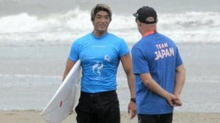 サーフィン白熱の日本対決　五十嵐カノア「本当にタフ」、前夜は卓球