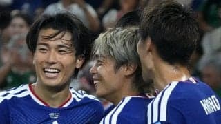 ｢ギャップにキュン｣キャプテン伊東純也の激アツ円陣に大反響！｢後ろで敬斗ずっとニコニコしてんの｣尊すぎる“元ランス兄弟”の絆