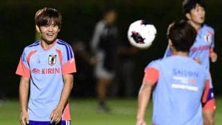 久保建英の福原遥との結婚　代表戦士も笑顔で祝福　８月に川口春奈と結婚の板倉滉「タケとも長く一緒にやっているので嬉しい気持ちに」中村敬斗は「いや、もう本当にめでたい」森保監督にも報告　久保「監督のリアクションはすごく嬉しかった」