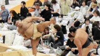 高安がひとり“居残り稽古”で汗、すり足で花道引き揚げる「お相撲さんは相撲のために生きている」【大相撲】