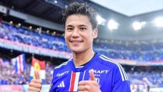 ｢バチクソかっこええ!!｣J1横浜FMの“タイムレス”スペシャル限定ユニに大反響！｢襟付きかっこよ｣｢普段使いできそう｣｢エンブレムもいい」