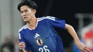 ｢赤髪だと!?｣日本代表帰り21歳FWがド派手ヘアで合流！｢フサフサなリュングベリ｣｢光の加減じゃないよね｣赤髪のケイスケがブンデス初ゴールへ