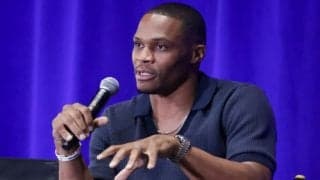 ラスが新たな目標を語る「2028年オリンピックのロサンゼルス大会で聖火を運ぶ役割を担いたい」