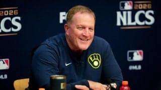 ブルワーズ監督、山本由伸に7分、12球粘って四球のバウアーズに「試合の流れが変わるプレー」