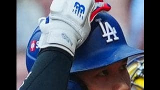 ロバーツ監督、大谷翔平を先発から外すことを検討「彼と話し合い、何がベストか考えたい」米報道