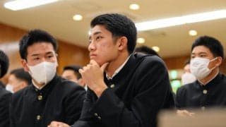 米球界挑戦の織田翔希　巨人がサプライズの強行指名　会場が「えーっ！？」どよめく　中継を見つめ表情変えず　甲子園を沸かせた最速１５７キロ右腕