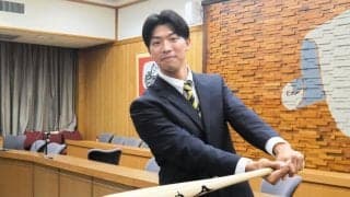 ヤクルト２位・佐藤悠太　報徳学園で同学年の阪神１位榊原に負けん！対戦したい投手は高橋遥人「１４０キロ後半で打てない球…興味ある」