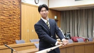 【ドラフト】ヤクルト２位佐藤悠太「神宮球場は好きな球場。将来的に３割、30本を打ちたい」