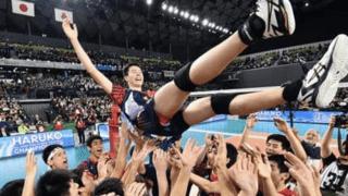 東山が悲願の初優勝　駿台学園にストレート勝ち／春高バレー