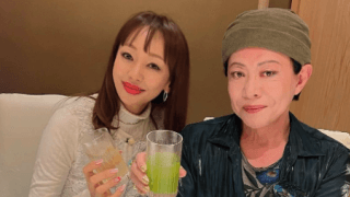 体年齢マイナス20歳⁉️神田うの、美川憲一と激レア2S「憲ちゃん💕と会うと何故かホッと致します☺️」