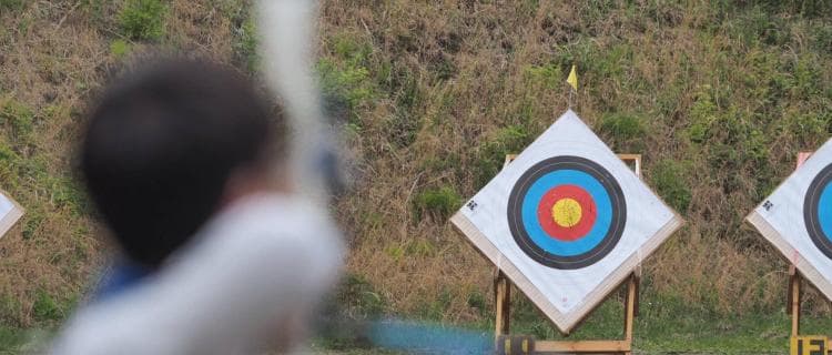 冨樫郁奈（近畿大学）全日本学生アーチェリー王座決定戦 / 選手名鑑